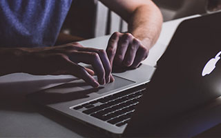 一句话引发的“血案”：王力宏与刘谦的神秘耳光