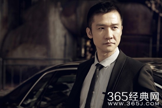 57岁黄志忠：戏骨光环下的硬汉柔情与情感“言不由衷”