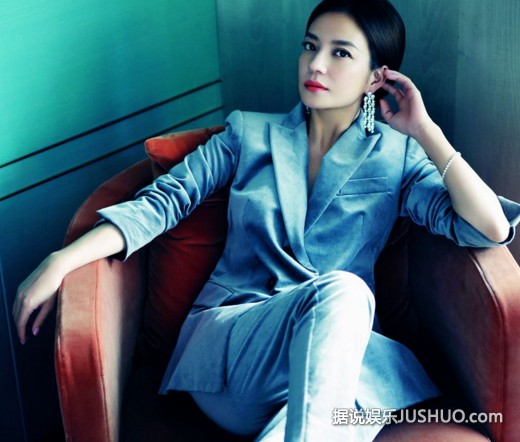 小燕子变新加坡人？赵薇永居身份坐实，国籍仍是谜