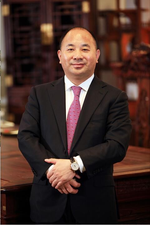 爹味之王杨子：从豪门总裁到全网群嘲，他到底输在哪里？