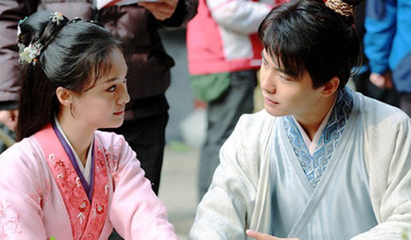 马天宇郑爽：好友安好，我自飘零